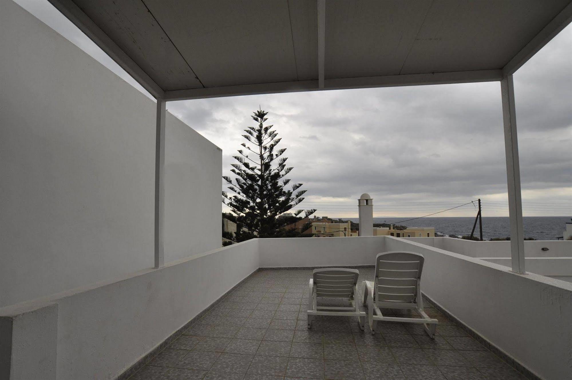 Manos Apartments Megas Gialos - Nites Exterior photo